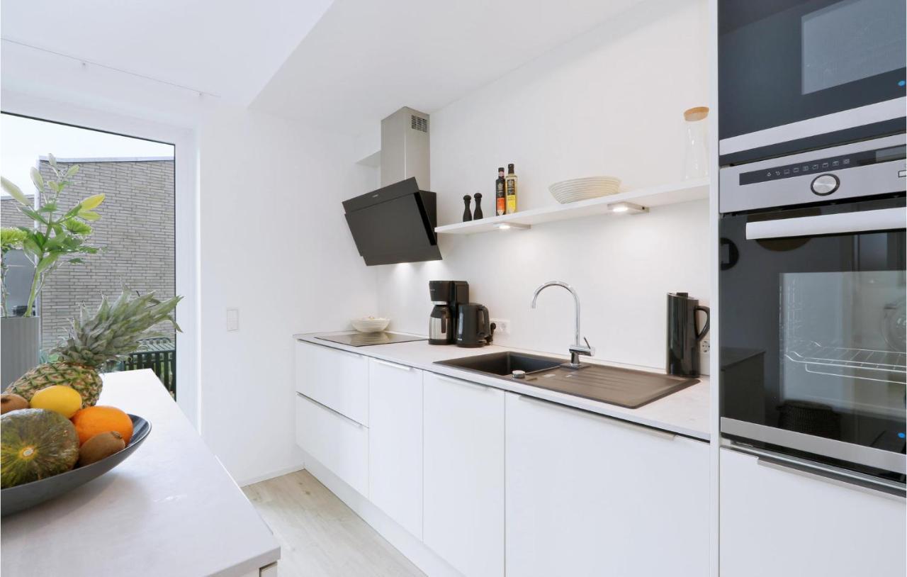 Stunning Home In Lembruch-Duemmer See With Wifi Exterior photo