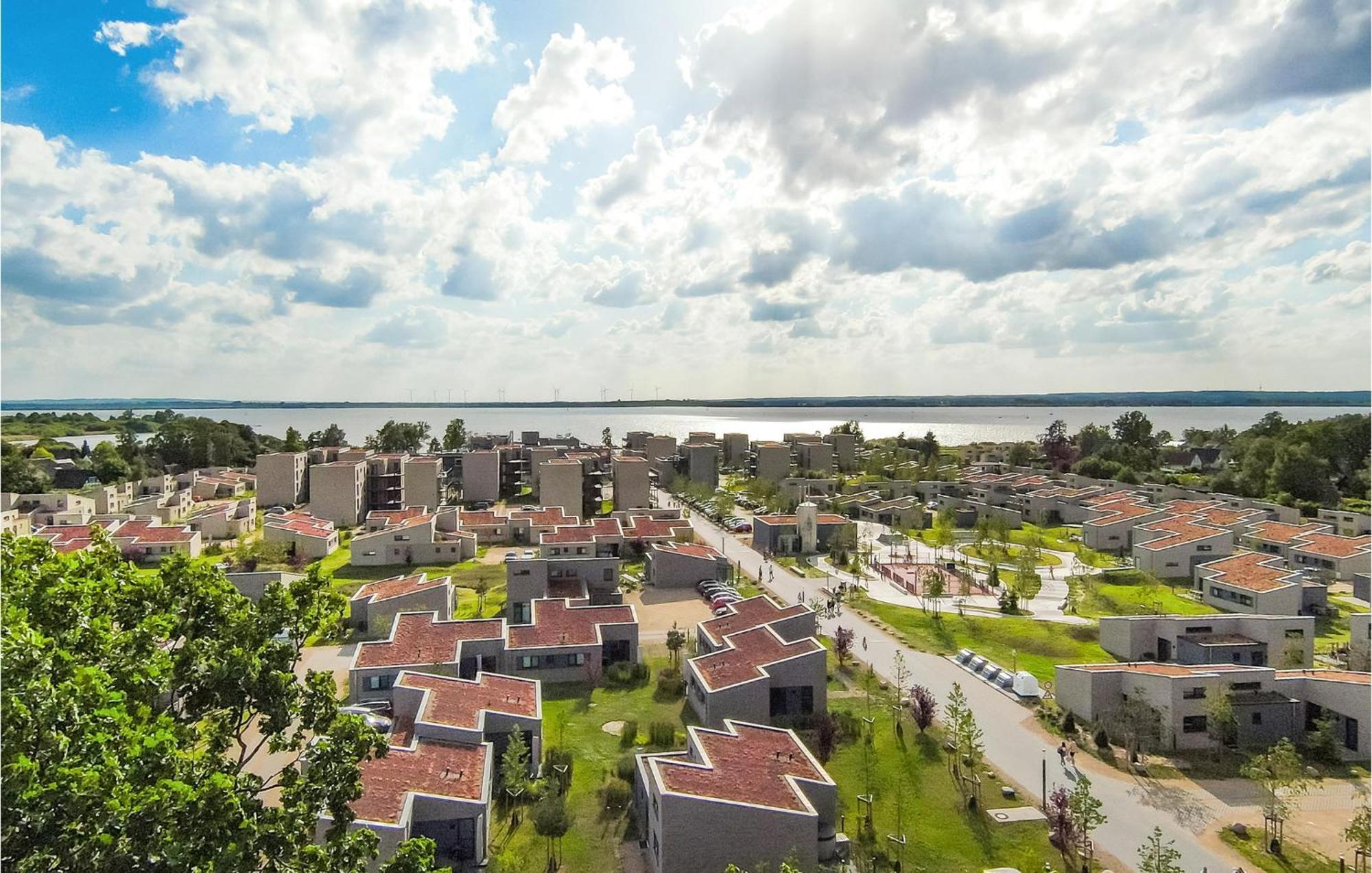 Stunning Home In Lembruch-Duemmer See With Wifi Exterior photo